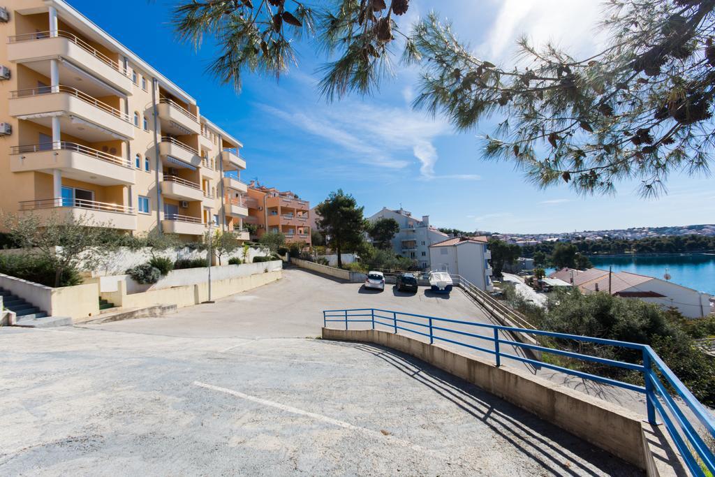 Apartment Labadusa トロギール エクステリア 写真